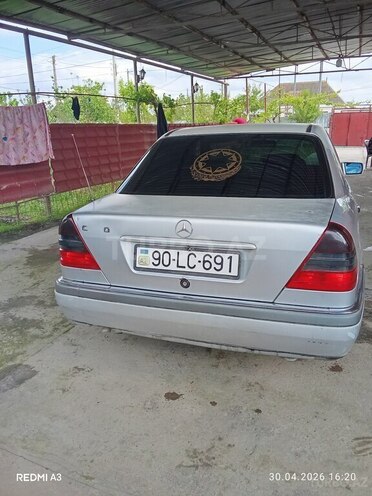 Mercedes C 220 1994, 372,910 km - 2.2 l - Saatlı