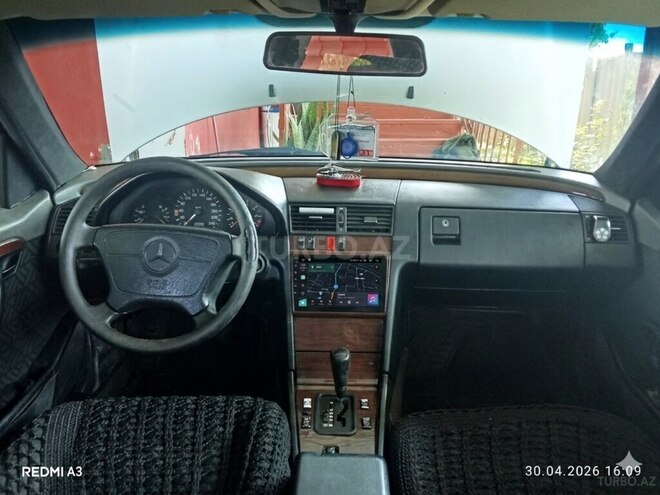 Mercedes C 220 1994, 372,910 km - 2.2 l - Saatlı