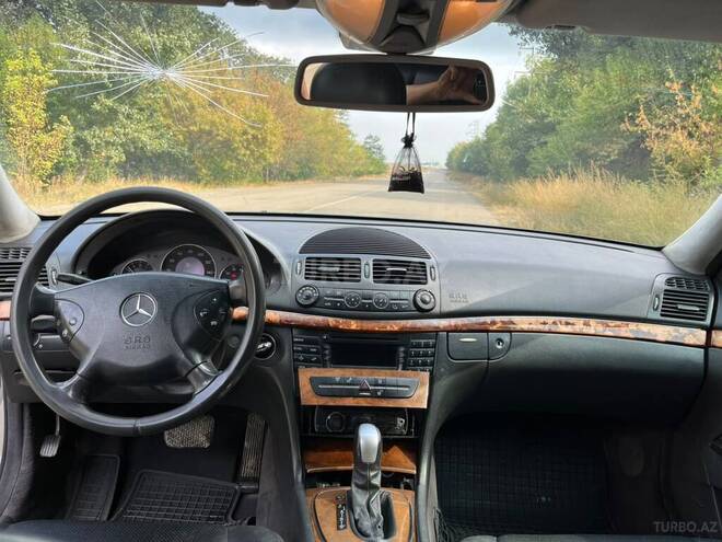 Mercedes E 320 4MATIC 2004, 329,150 km - 3.2 l - Şəmkir