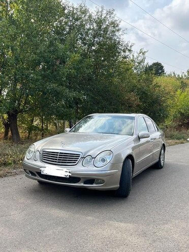 Mercedes E 320 4MATIC 2004, 329,150 km - 3.2 l - Şəmkir