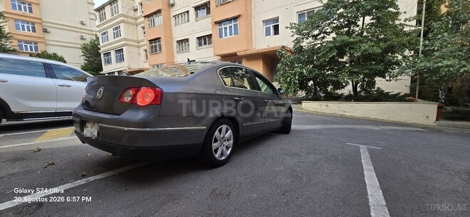 Volkswagen Passat 2006, 413,300 km - 2.0 l - Bakı