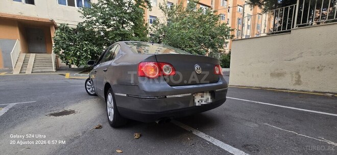 Volkswagen Passat 2006, 413,300 km - 2.0 l - Bakı