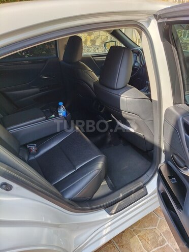 Lexus ES 200 2022, 95,000 km - 2.0 l - Bakı