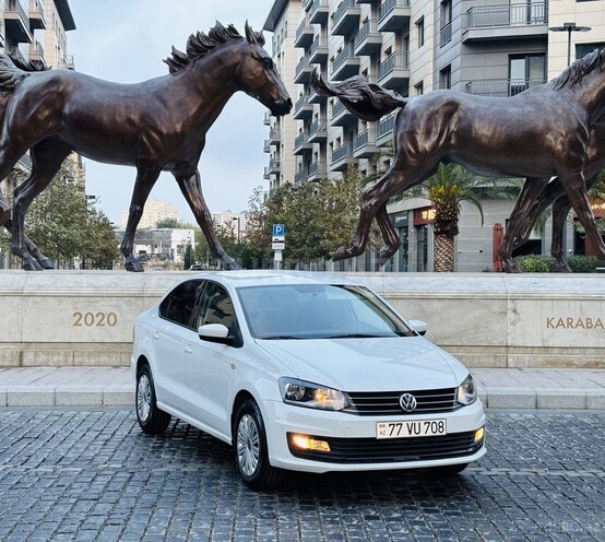Volkswagen Polo 2018, 160,000 km - 1.6 l - Bakı