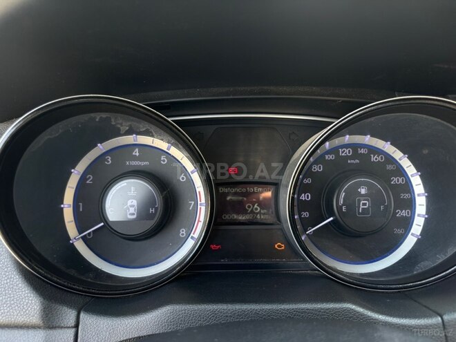 Hyundai Sonata 2011, 228,000 km - 2.4 l - Gəncə