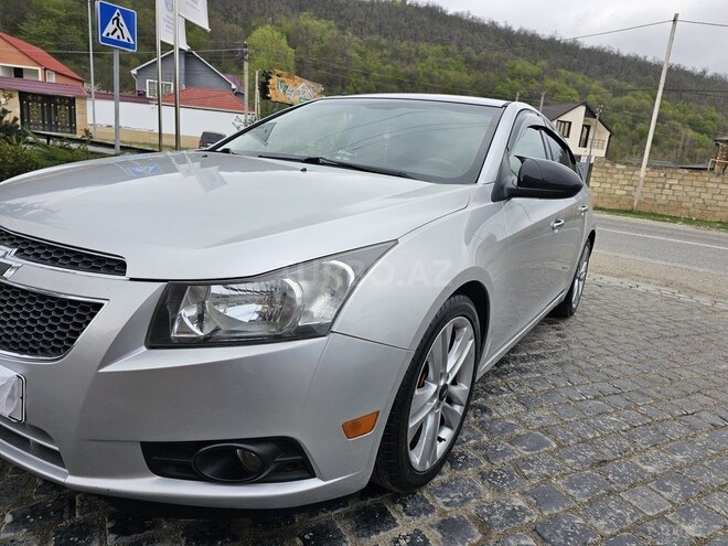 Chevrolet Cruze 2013, 295,000 km - 1.4 л - Qusar
