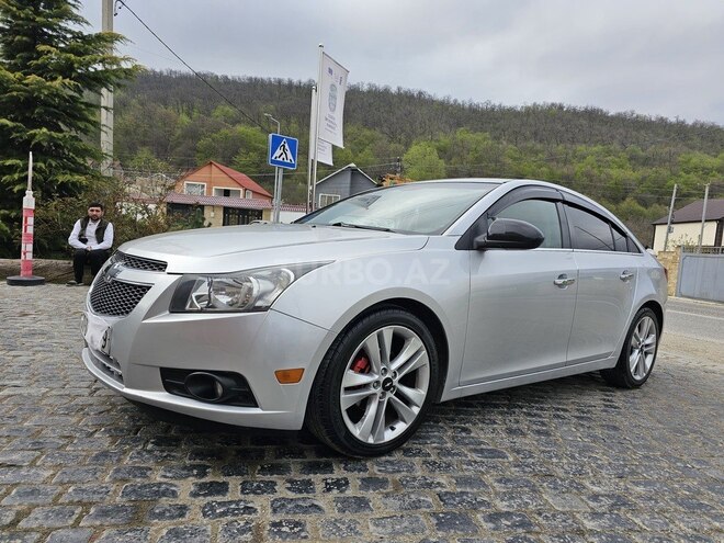 Chevrolet Cruze 2013, 295,000 km - 1.4 л - Qusar