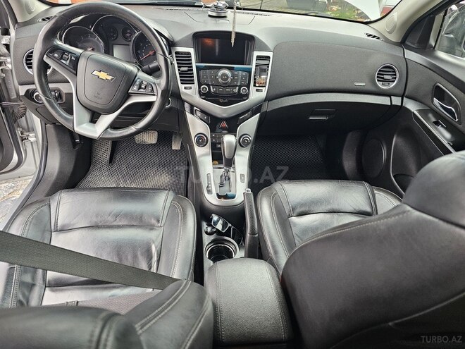 Chevrolet Cruze 2013, 295,000 km - 1.4 л - Qusar