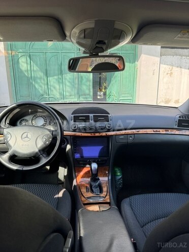 Mercedes E 280 2005, 314,000 km - 3.0 л - Saatlı
