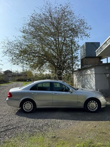 Mercedes E 280 2005, 314,000 km - 3.0 л - Saatlı