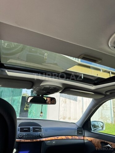 Mercedes E 280 2005, 314,000 km - 3.0 л - Saatlı
