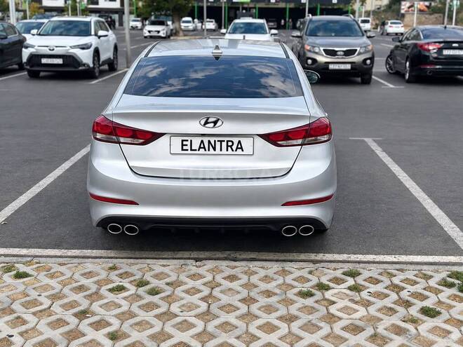 Hyundai Elantra 2017, 80,000 km - 2.0 l - Bakı
