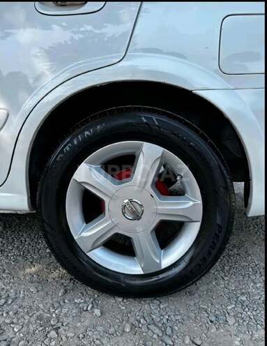 Nissan Sunny 2010, 282,000 km - 1.6 л - Füzuli