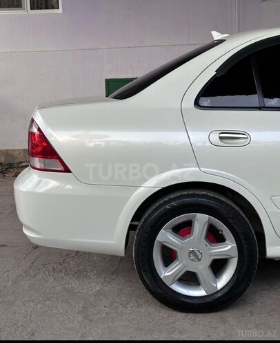 Nissan Sunny 2010, 282,000 km - 1.6 л - Füzuli