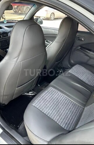 Nissan Sunny 2010, 282,000 km - 1.6 л - Füzuli