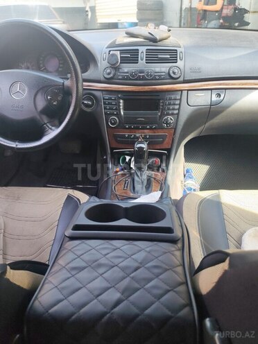 Mercedes E 200 2002, 345,685 km - 2.2 l - Göyçay