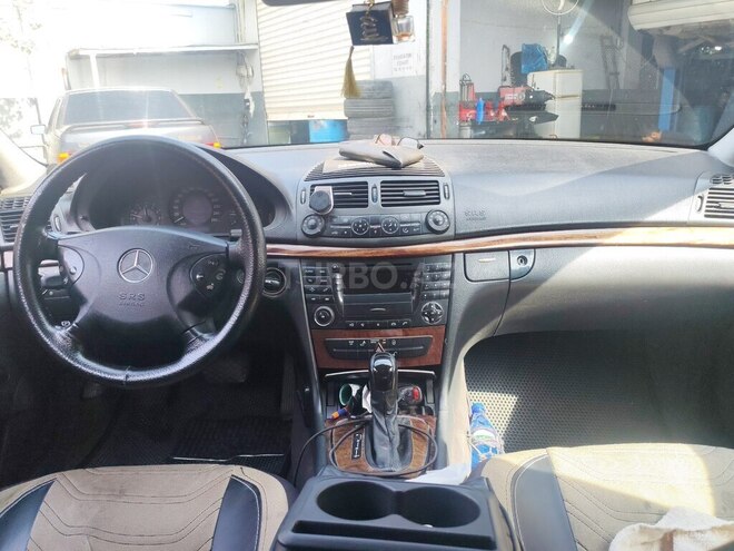 Mercedes E 200 2002, 345,685 km - 2.2 l - Göyçay