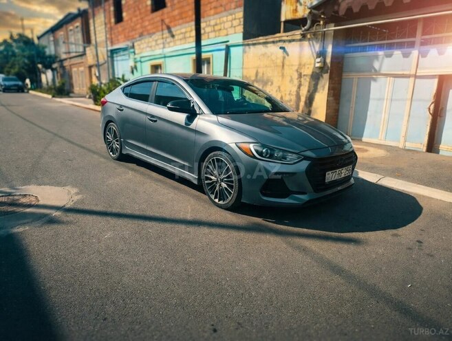 Hyundai Elantra 2016, 257,495 km - 1.6 l - Tovuz