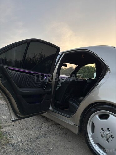 Mercedes E 220 1999, 490,500 km - 2.2 л - Lənkəran