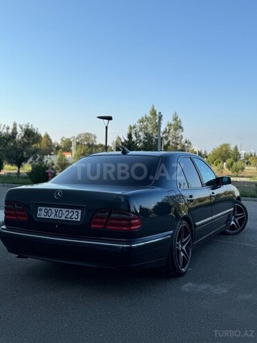 Mercedes E 240 2000, 390,000 km - 2.4 l - Kürdəmir
