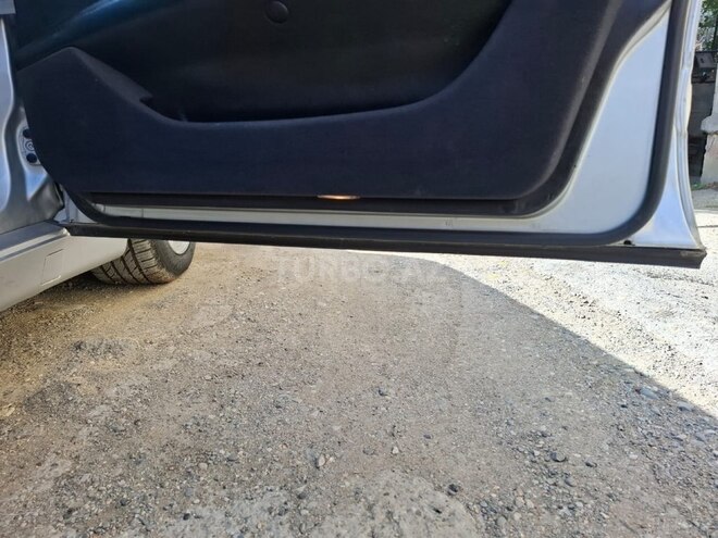 Mercedes E 240 1999, 425,000 km - 2.4 l - Bakı
