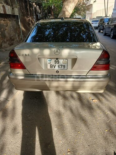 Mercedes C 230 2000, 418,429 km - 2.3 l - Bakı