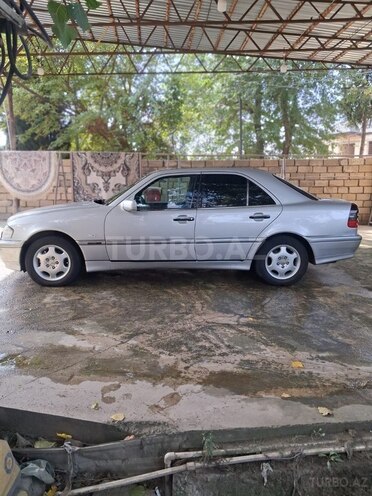 Mercedes C 220 1999, 358,000 km - 2.2 l - Ağcabədi