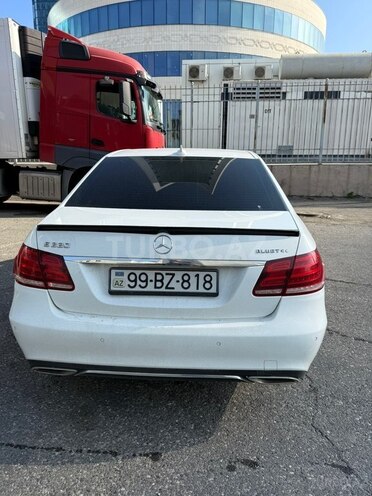 Mercedes E 220 2015, 163,500 km - 2.1 l - Bakı