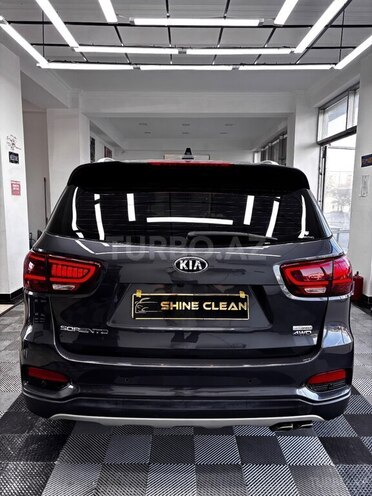 Kia Sorento 2018, 208,000 km - 2.2 l - Bakı