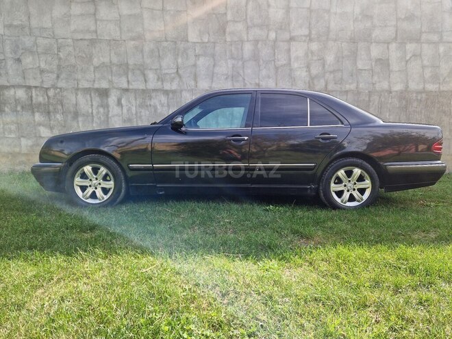 Mercedes E 240 1997, 600,100 km - 2.4 л - Qəbələ