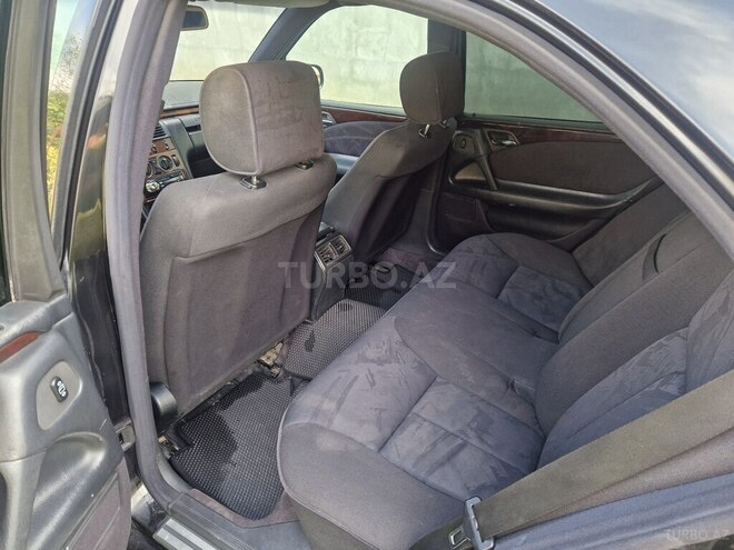 Mercedes E 240 1997, 600,100 km - 2.4 л - Qəbələ