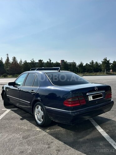 Mercedes E 230 1996, 286,000 km - 2.3 л - Bakı