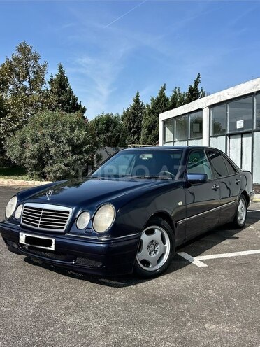 Mercedes E 230 1996, 286,000 km - 2.3 л - Bakı