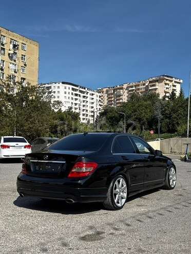 Mercedes C 300 2010, 318,000 km - 3.0 л - Bakı