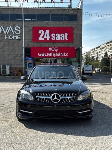 Mercedes C 300 2010, 318,000 km - 3.0 л - Bakı
