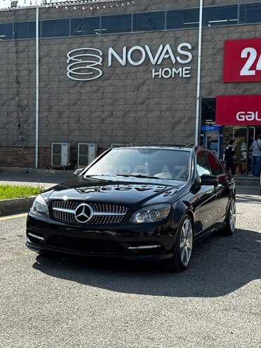 Mercedes C 300 2010, 318,000 km - 3.0 л - Bakı