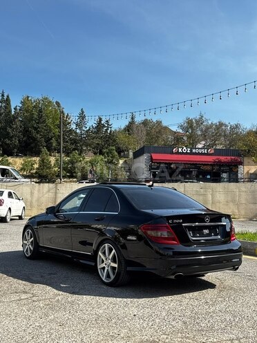 Mercedes C 300 2010, 318,000 km - 3.0 л - Bakı