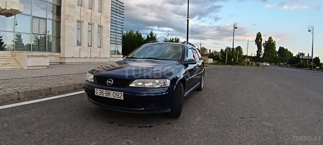Opel Vectra 1999, 364,000 km - 1.8 l - Qəbələ