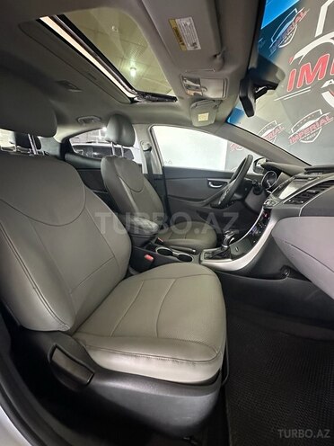 Hyundai Elantra 2015, 159,000 km - 1.8 l - Bakı
