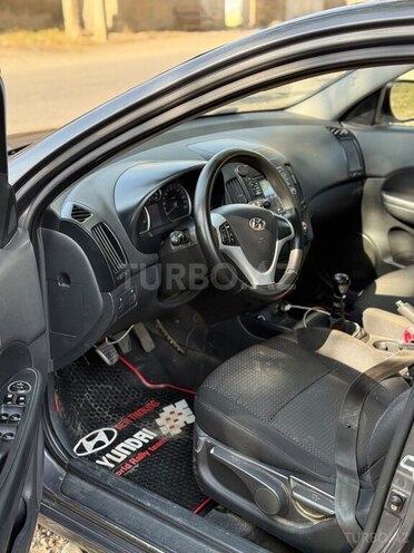 Hyundai i30 2008, 381,431 km - 1.6 l - Gəncə