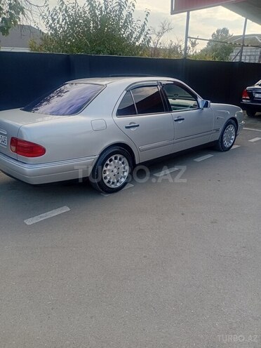 Mercedes E 200 1997, 450,000 km - 2.0 l - Goranboy