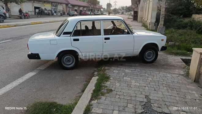 LADA (VAZ) 2107 2003, 15,000 km - 1.7 l - İmişli
