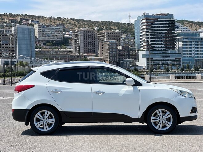 Hyundai ix35 2012, 267,000 km - 2.0 л - Bakı