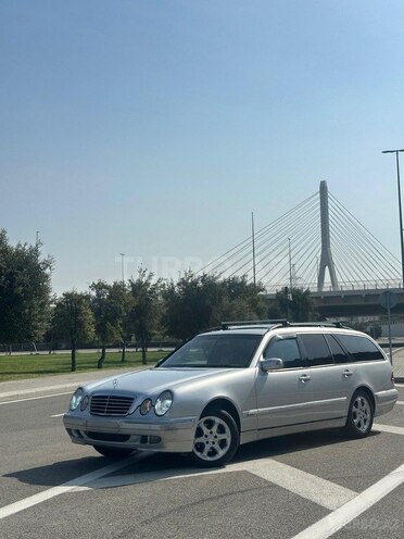 Mercedes E 220 1999, 340,000 km - 2.2 l - Bakı
