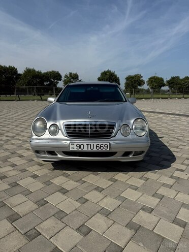 Mercedes E 220 2000, 342,000 km - 2.2 l - Bakı