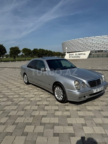 Mercedes E 220 2000, 342,000 km - 2.2 l - Bakı