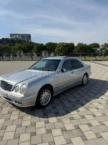 Mercedes E 220 2000, 342,000 km - 2.2 l - Bakı