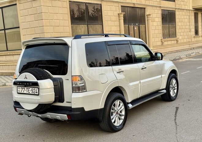 Mitsubishi Pajero 2008, 277,757 km - 3.0 l - Bakı