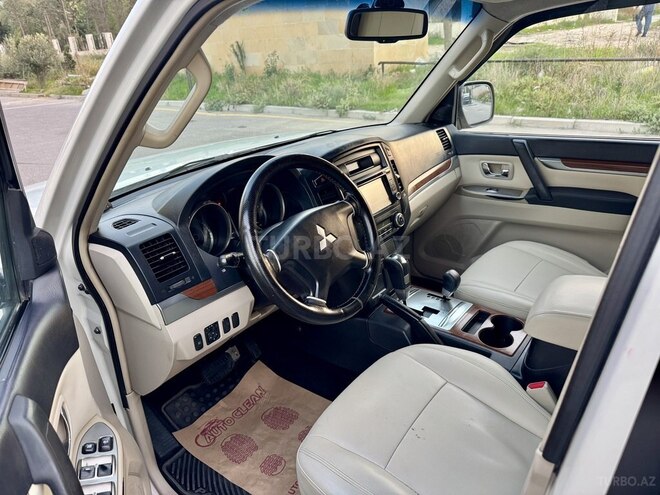 Mitsubishi Pajero 2008, 277,757 km - 3.0 l - Bakı