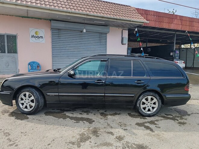 Mercedes E 270 2000, 460,549 km - 2.7 л - Quba